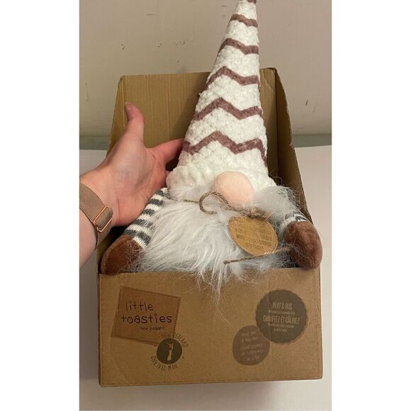 LITTLE TOASTIES "GEORGE" THE GNOME HEAT AND HUG HEATABLE PLUSH TOY NWT - Picture 7 of 8